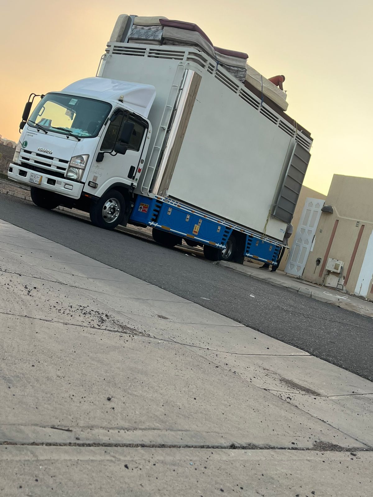 شركة الرواد لخدمات نقل العفش بالمدينة المنورة